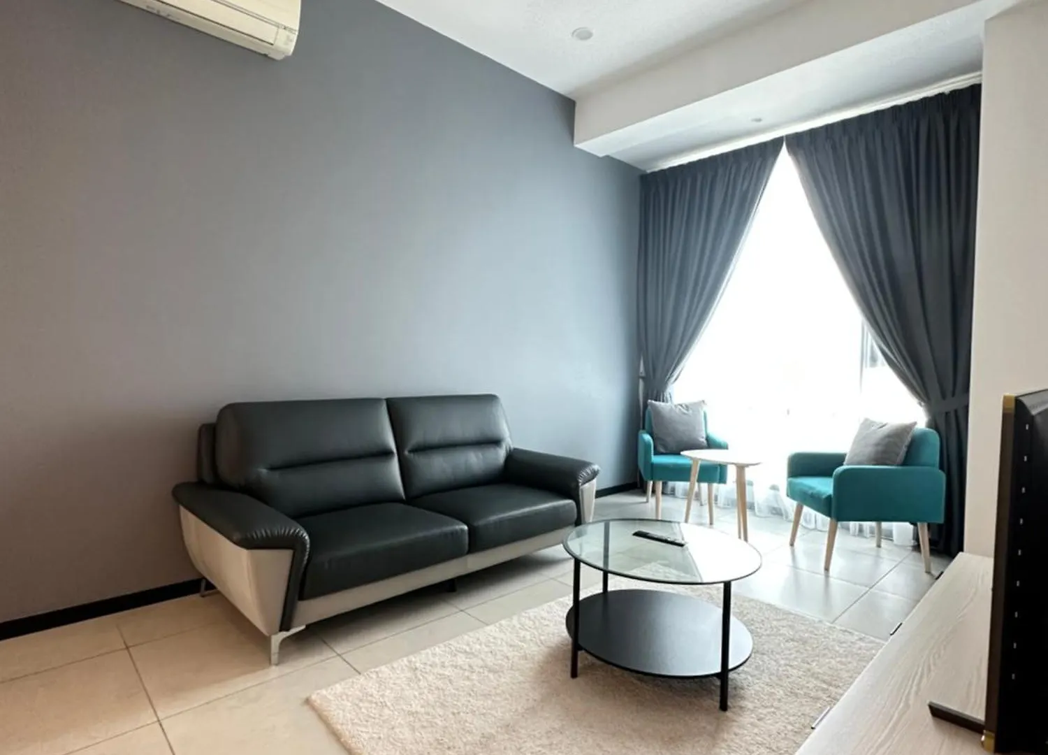 kontakty Axon City Center Kl
